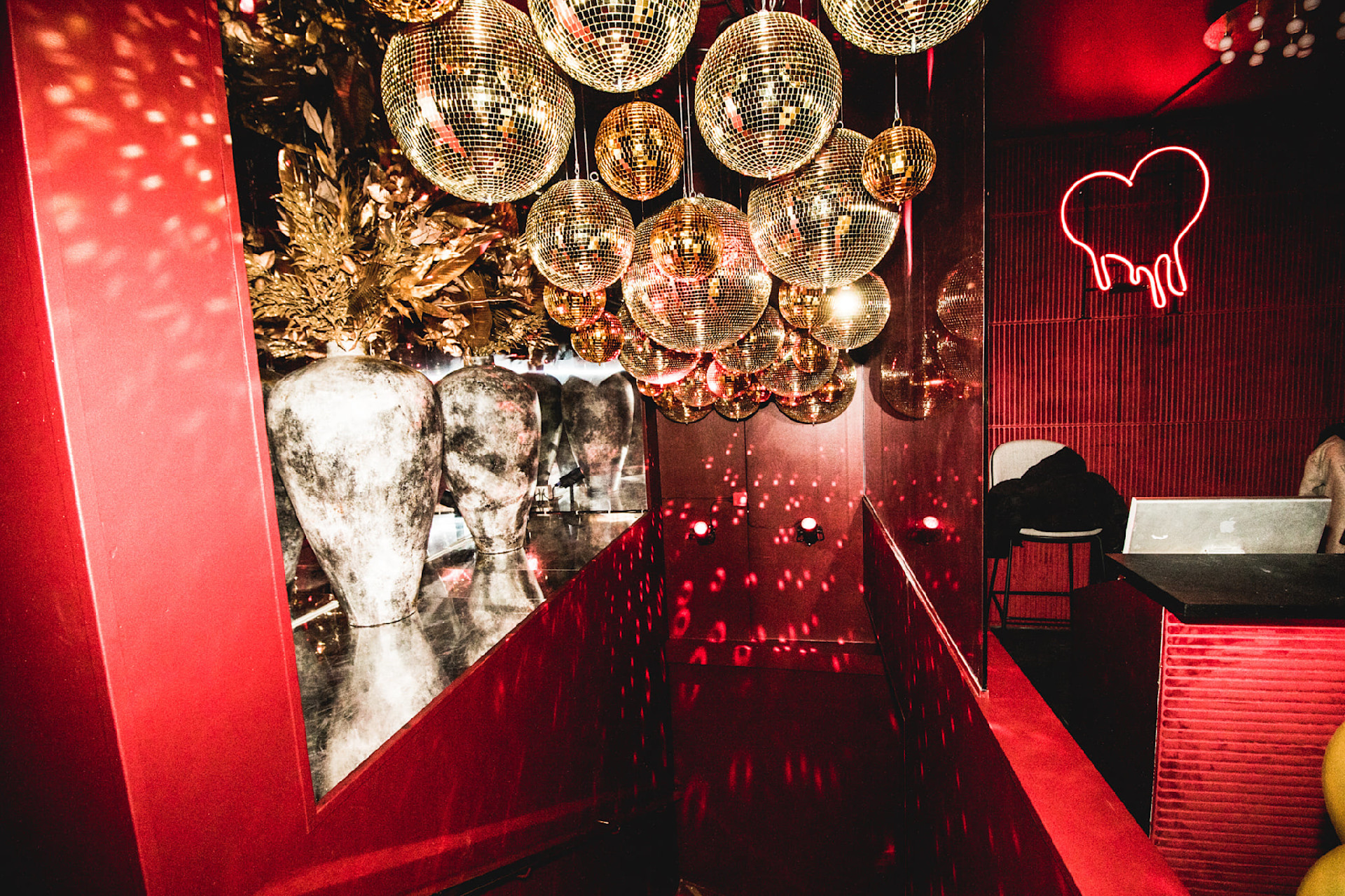 VIPAbend im Tischreservierung & Drinks in Kopenhagen JGA mit Pissup Reisen VIPAbend im Tischreservierung & Drinks in Kopenhagen JGA mit Pissup Reisen