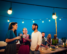 Rooftop Barathon mit Stadtblick