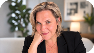 Profile image of CL, Senior Director Growth and Client Success