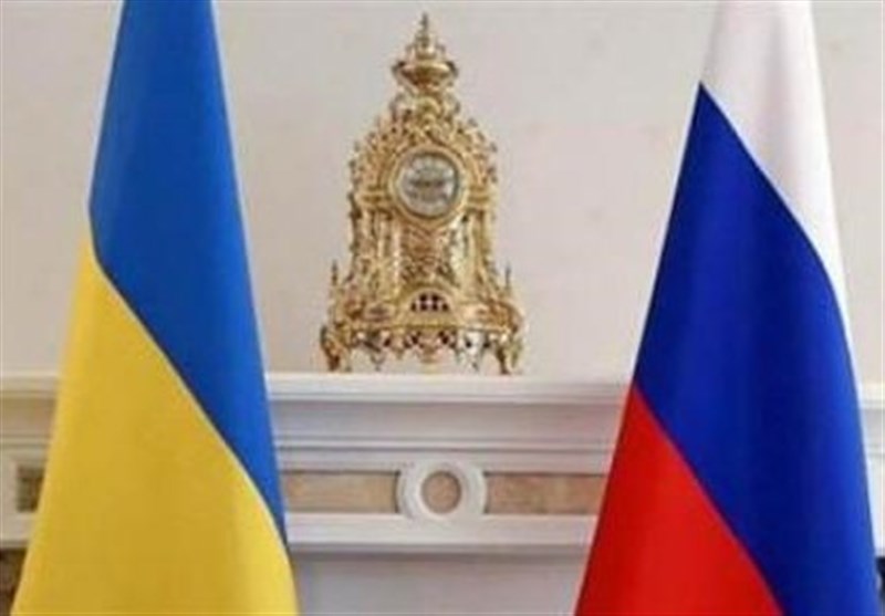 Russian and Ukrainian flags|Tasnim News Agency