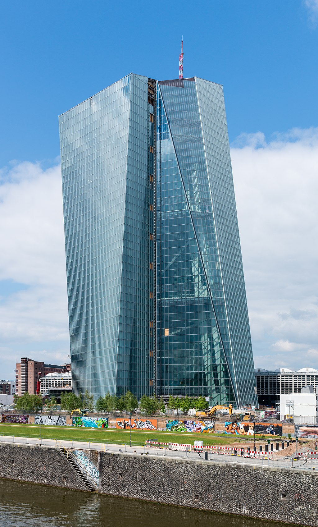 New building of the European Central Bank in Frankfurt Main, Germany|  Photo taken by Norbert Nagel / Wikimedia Commons | License: Creative Commons Attribution - ShareAlike 3.0 Unported