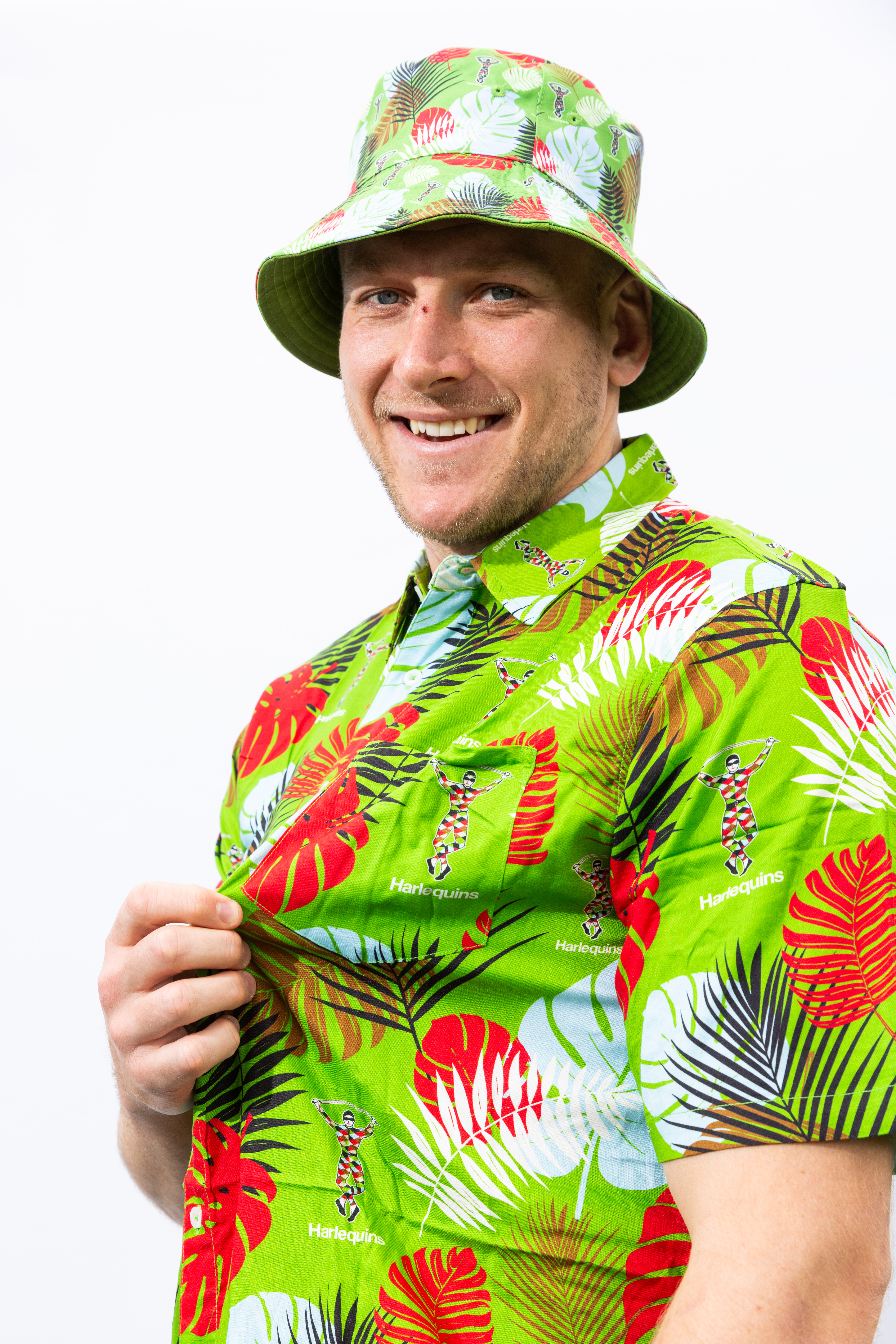 Shirt with hat online