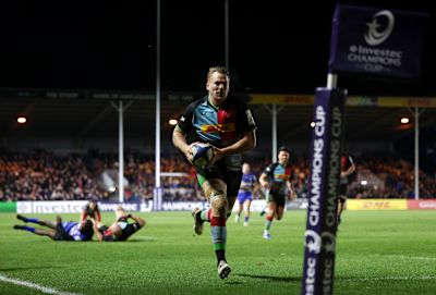 Dombrandt crosses for a Champions Cup hat-trick against Stormers