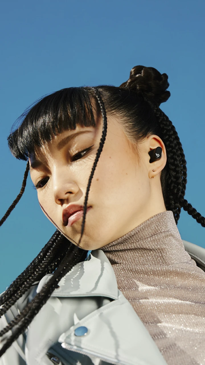 Teaser | Variant 3, Image 2 (Beats)