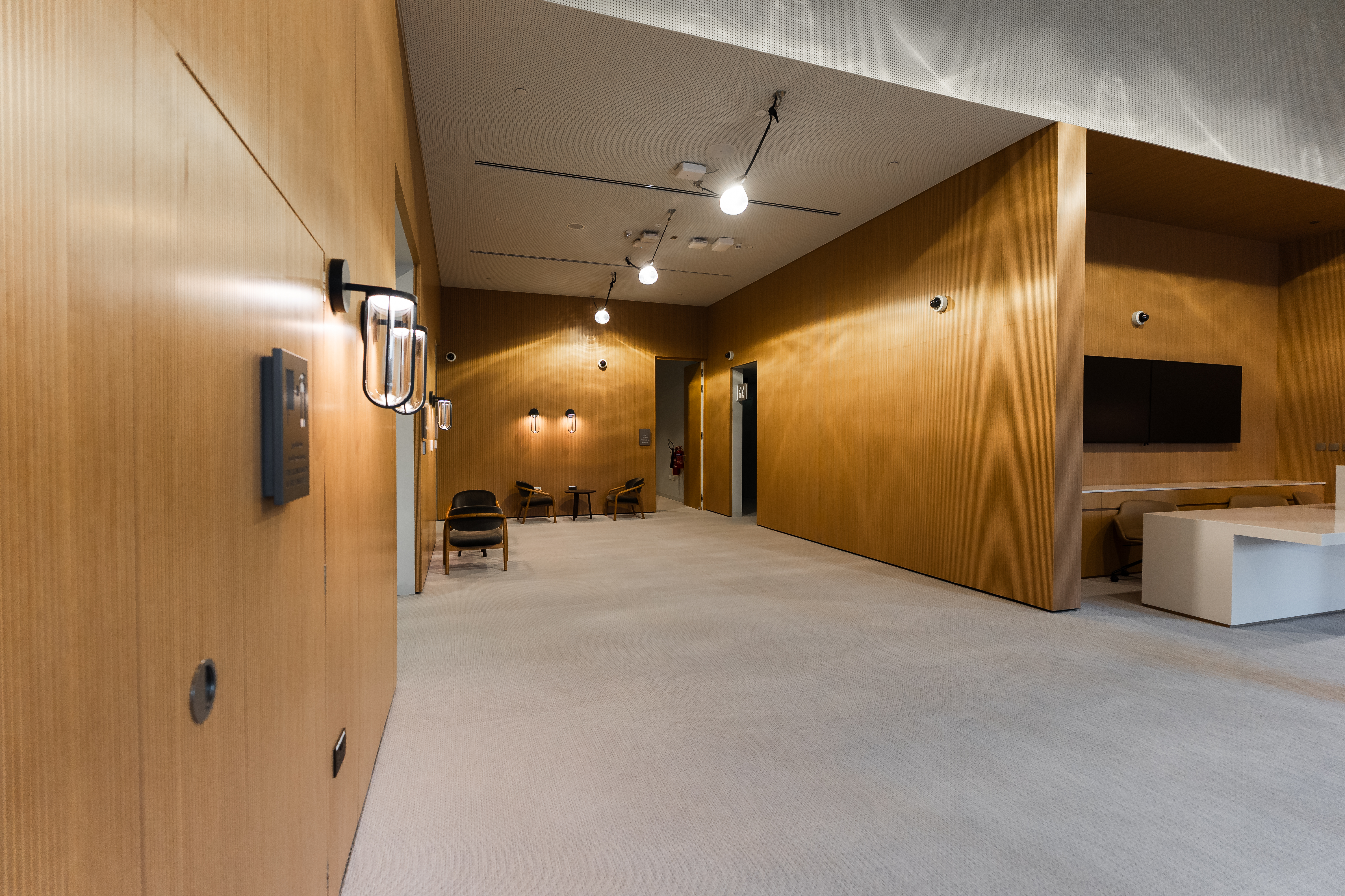 C3 Meeting Room (2)
