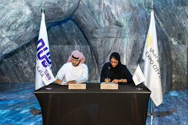 Dr Saeed Mubarak bin Kharbash and Marjan Faraidooni at Vision Pavilion 2