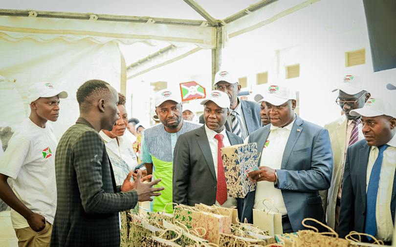  GI WEGE Company 1440x900 36