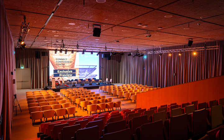 Auditorium | Capacity: 440