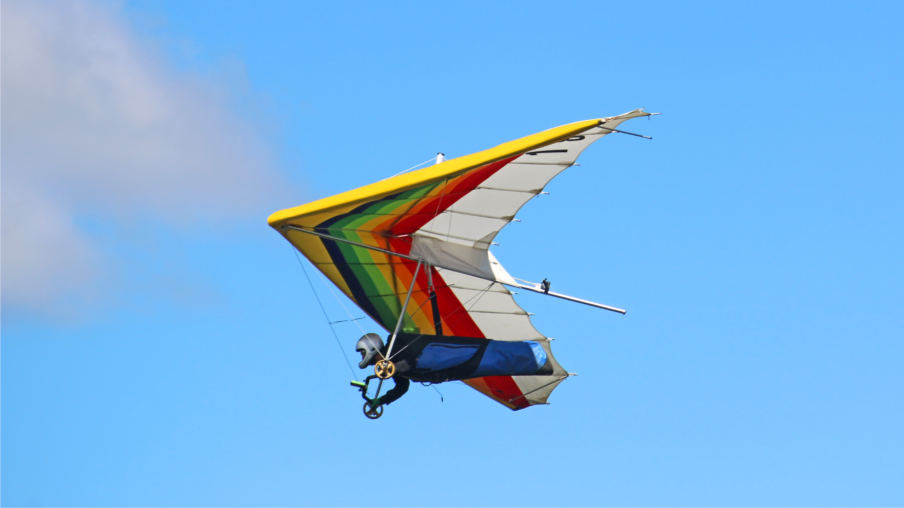 HANG GLIDING