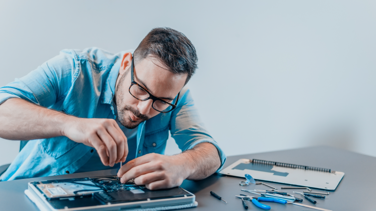 REPAIRING COMPUTER