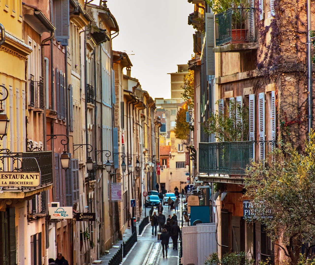 elfbar nachfüll pod läuft aus À HYèRES boutique de vape, magasin VAPE'N JOY vapotage et cigarette  électronique main image 1