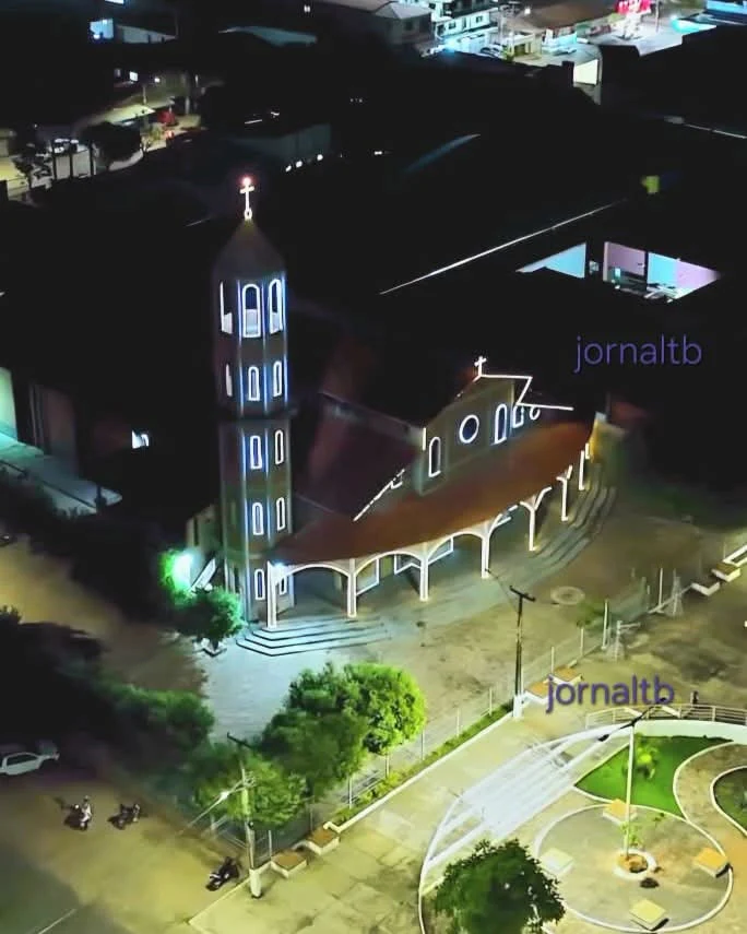 A foto via drone é do Isaías Chaves