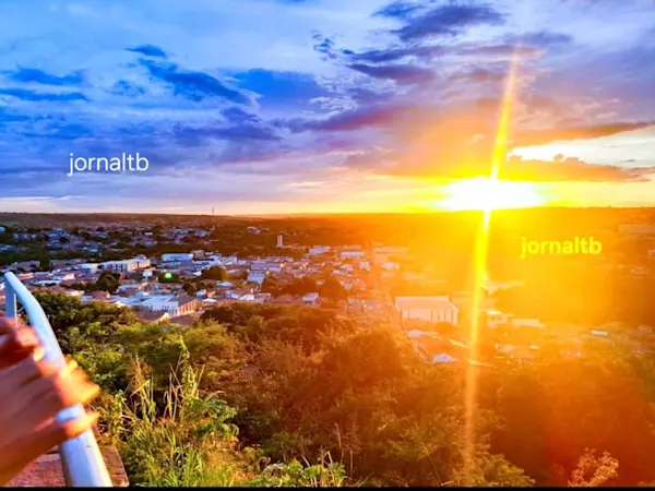 Pôr do sol em BDC