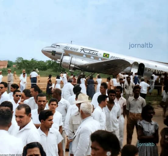 Avião Douglas DC-3