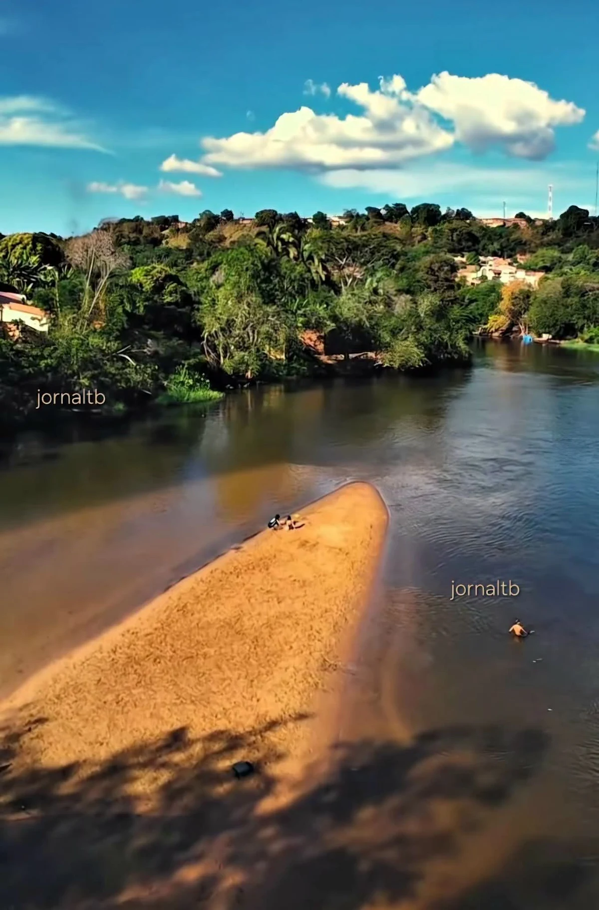Foto via drone do Isaías Chaves