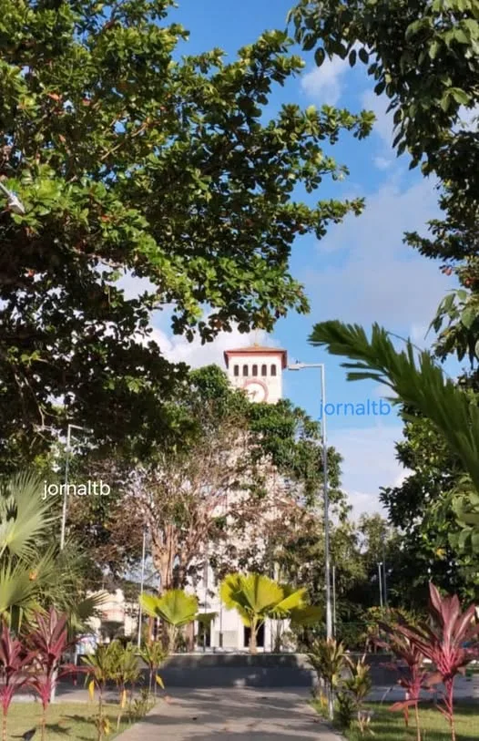 Foto destaque: Da praça Melo Uchoa para igreja Católica Matriz