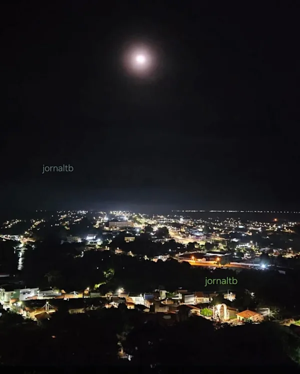 Noite de lua crescente