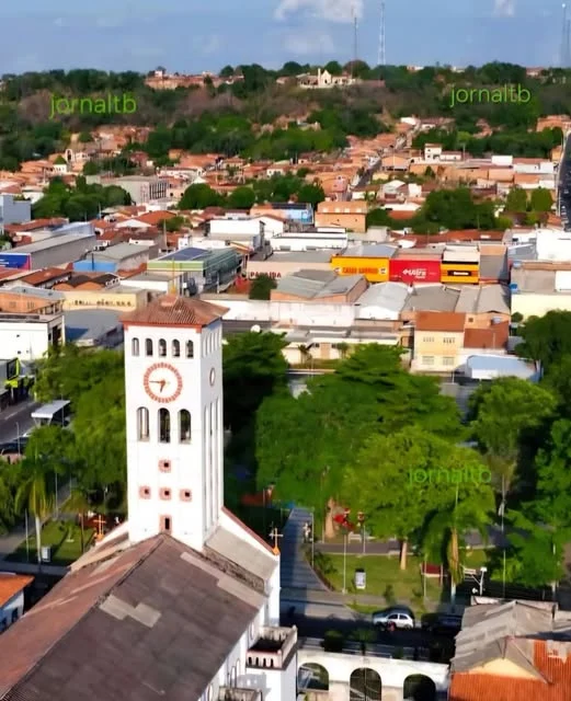 Foto via drone do Isaías Chaves