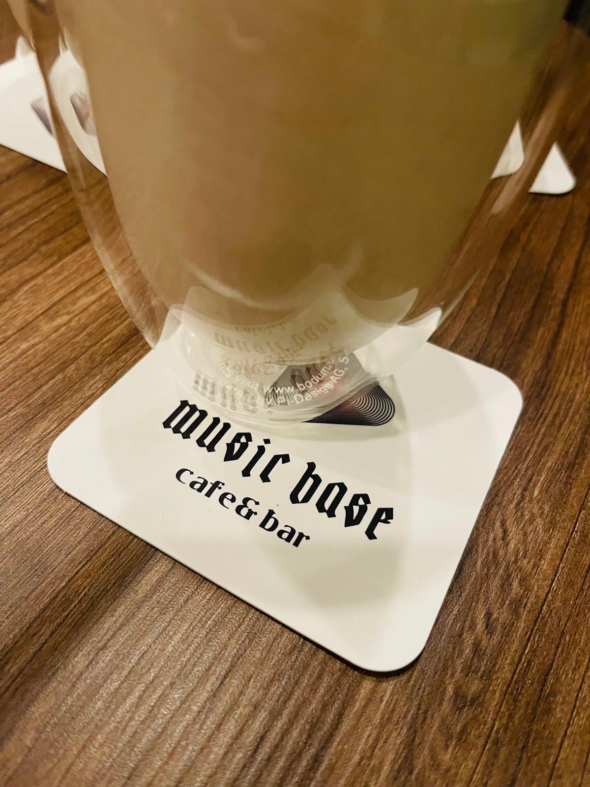 cafe&bar musicbase gallery 2