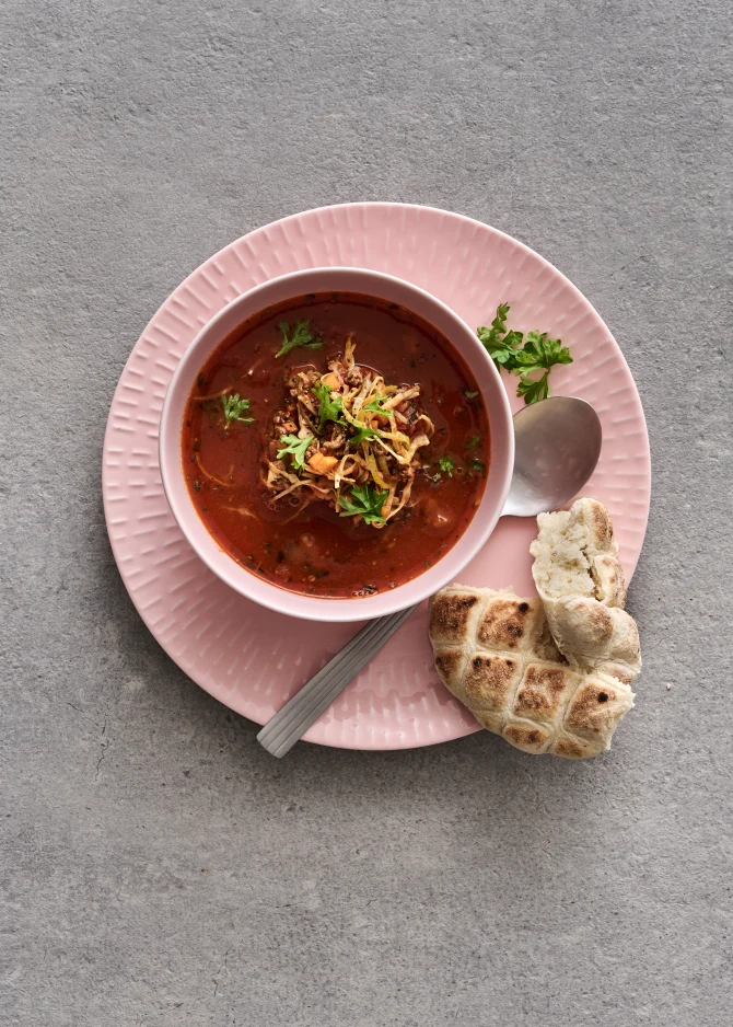 Tomatsuppe med oksekød