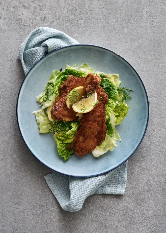 Stegt rødspættefilet med spidskål i citroncreme