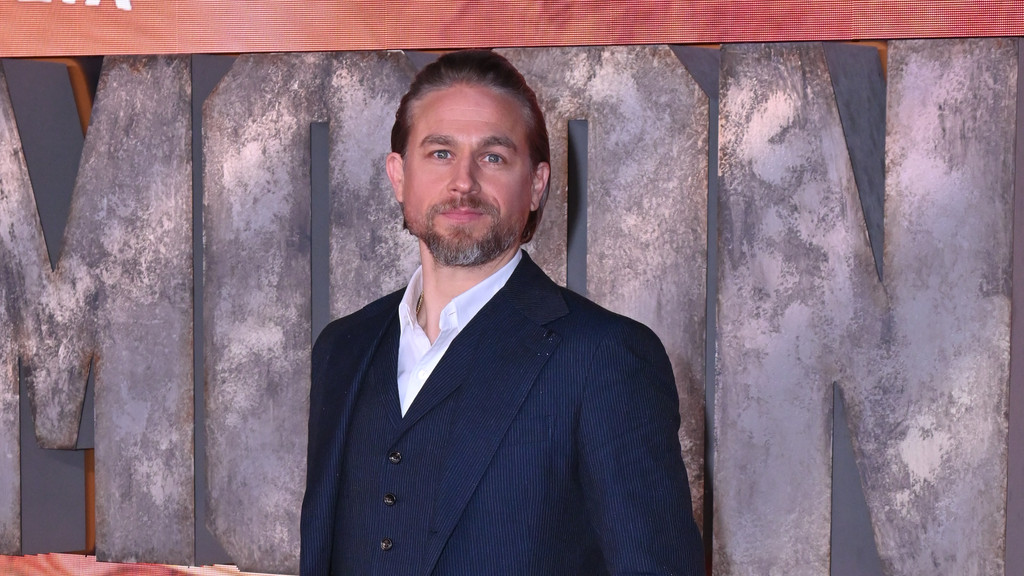 Charlie Hunnam reuniting with Sons of Anarchy cast for Legends series