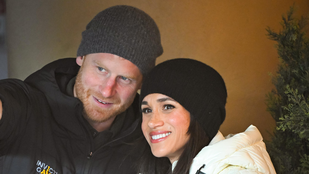 Duke and Duchess of Sussex to visit England with children - report