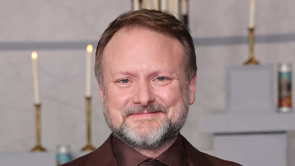 Rian Johnson would 'feel blessed' to direct another Star Wars movie