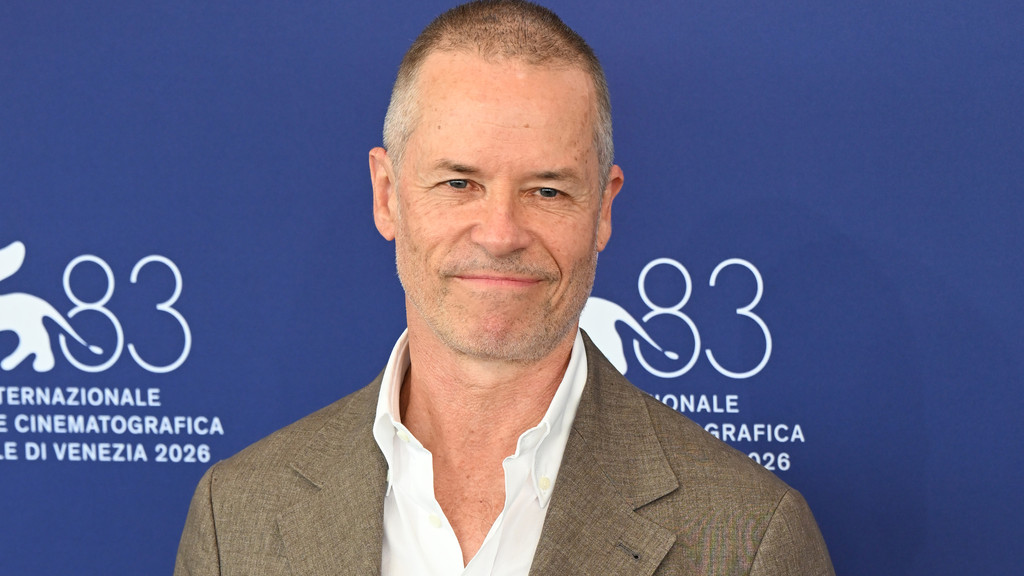 Guy Pearce shines as Rupert Murdoch as Ink kicks off Venice Film Festival