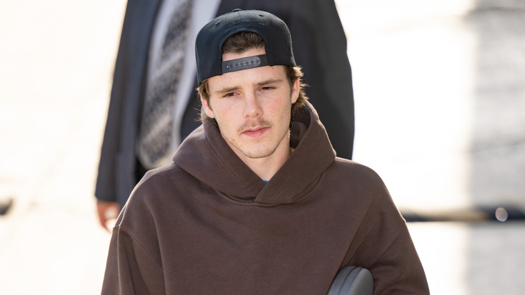 Cruz Beckham appears to take swipe at estranged brother Brooklyn in new song