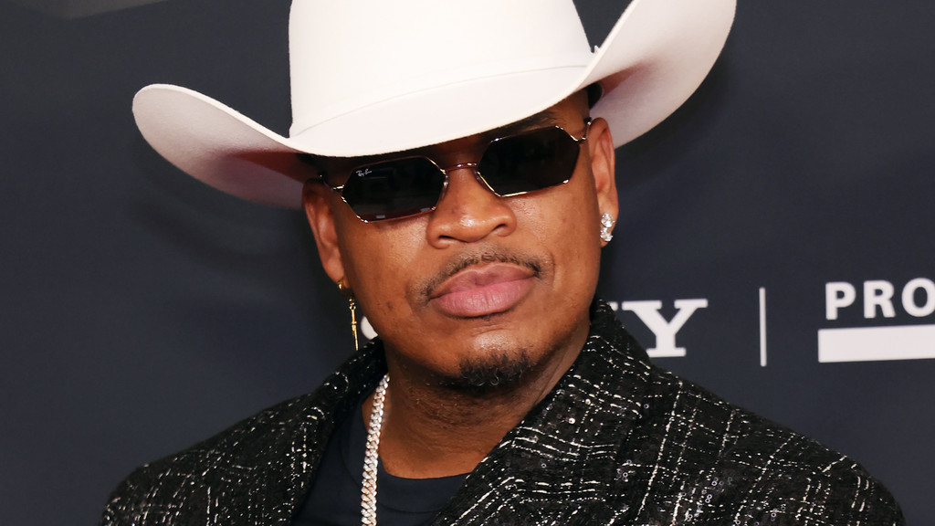 Ne-Yo sued over 'vicious' dog attack
