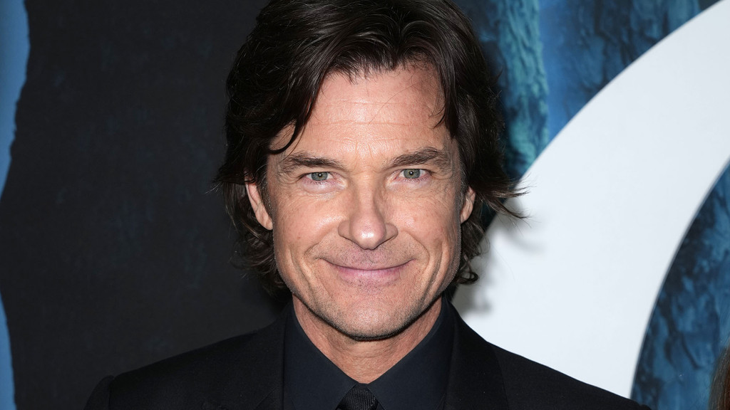 Jason Bateman responds to backlash over Charli XCX child comment