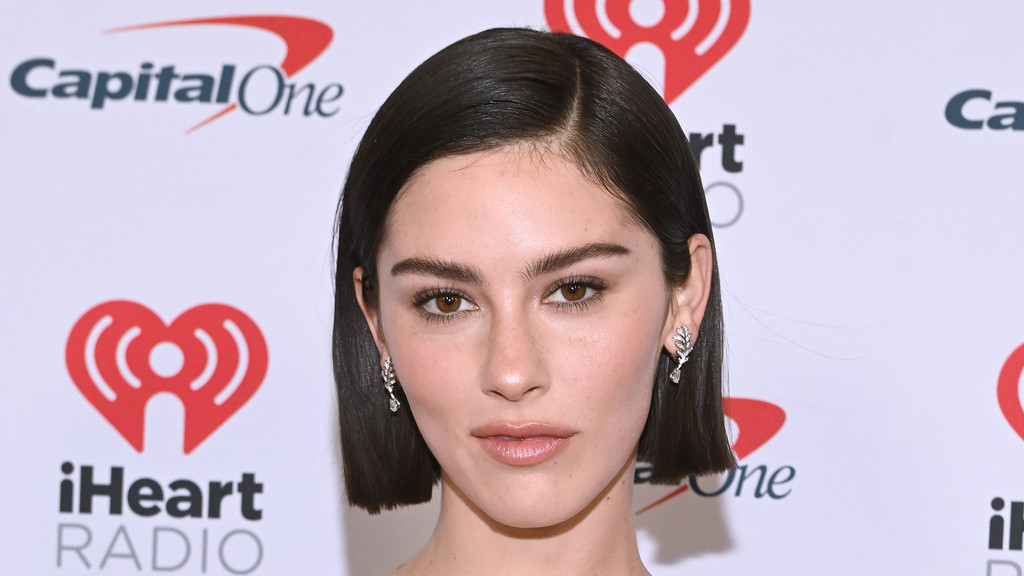 Gracie Abrams: 'My song made me want to rip my eyeballs out'