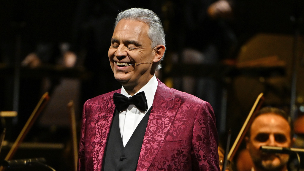 Andrea Bocelli invites Timothée Chalamet to concert after opera remarks