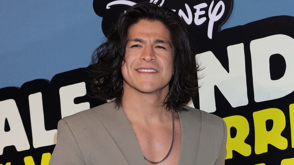 Ted Lasso star Cristo Fernández signs for pro soccer team