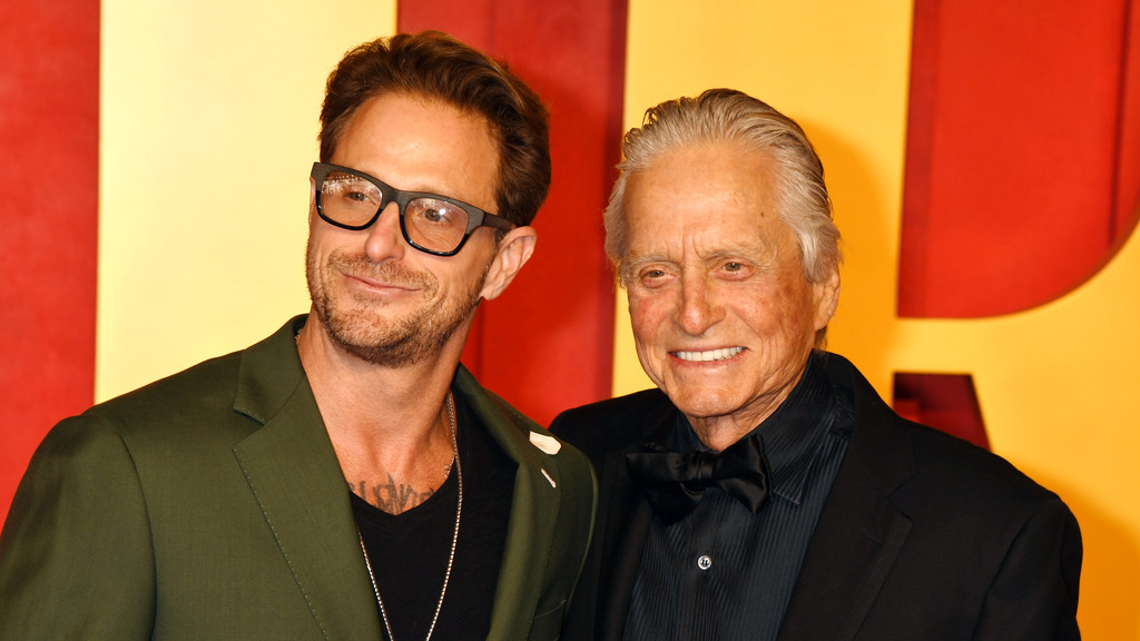 Michael Douglas recalls 'heartbreaking' talk with Rob Reiner about troubled sons