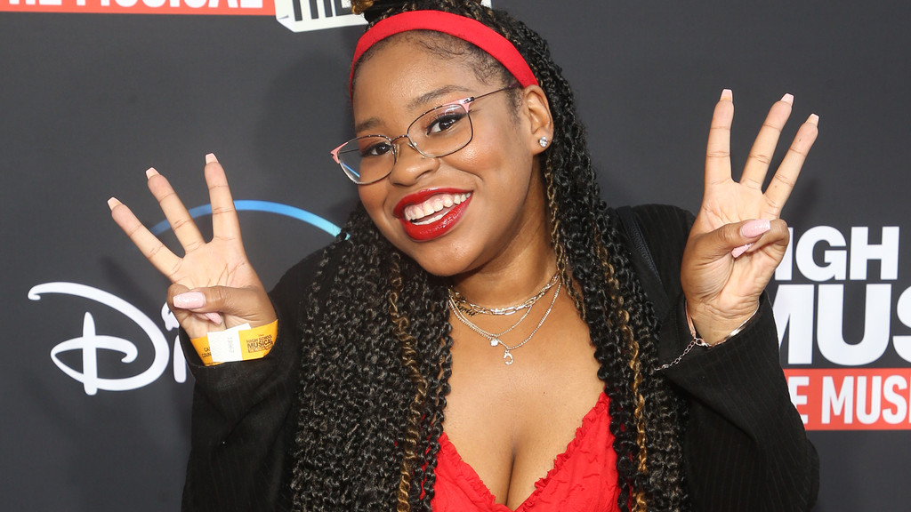 Disney Channel star Carla Jeffery dead at 33