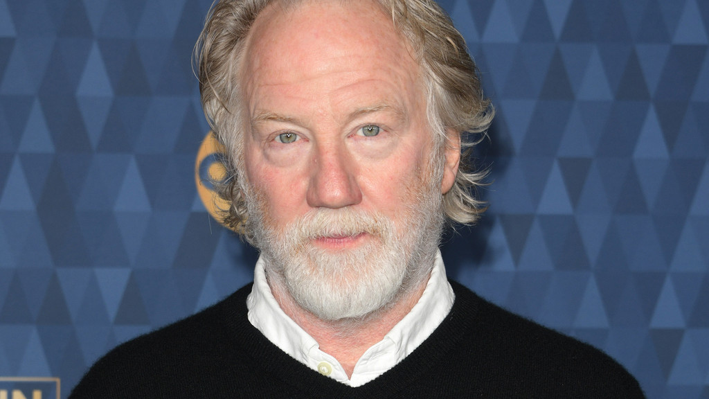 Timothy Busfield files motion to dismiss indictment in child sex abuse case