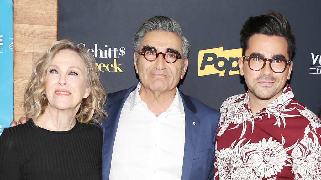 Dan Levy says love for Catherine O'Hara after death brought him comfort