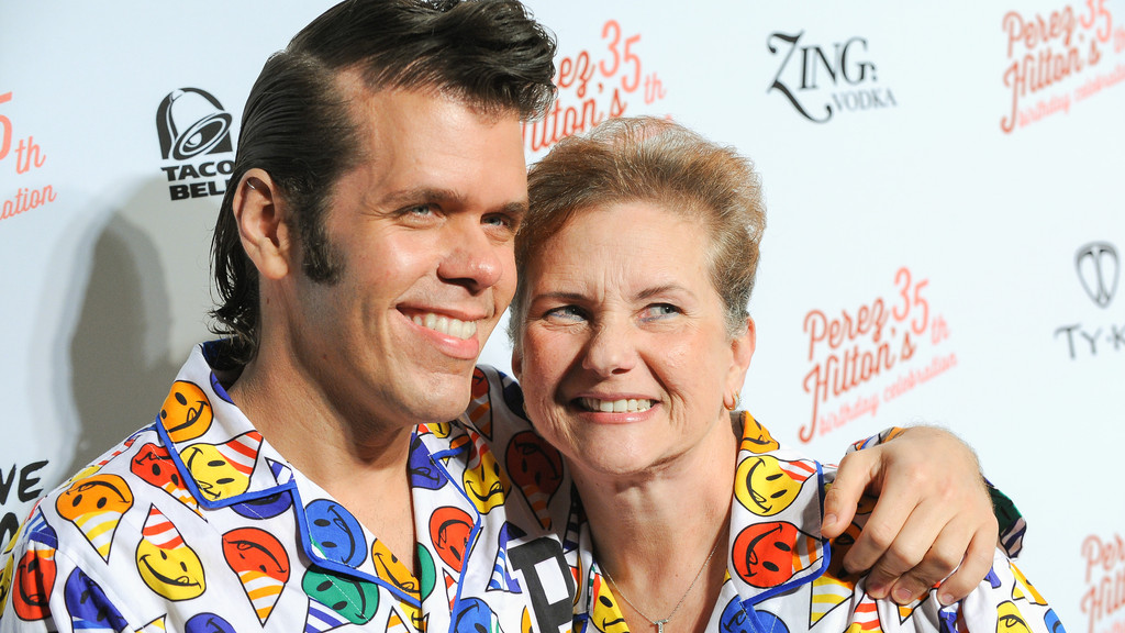 Perez Hilton granted supervised visits with his children