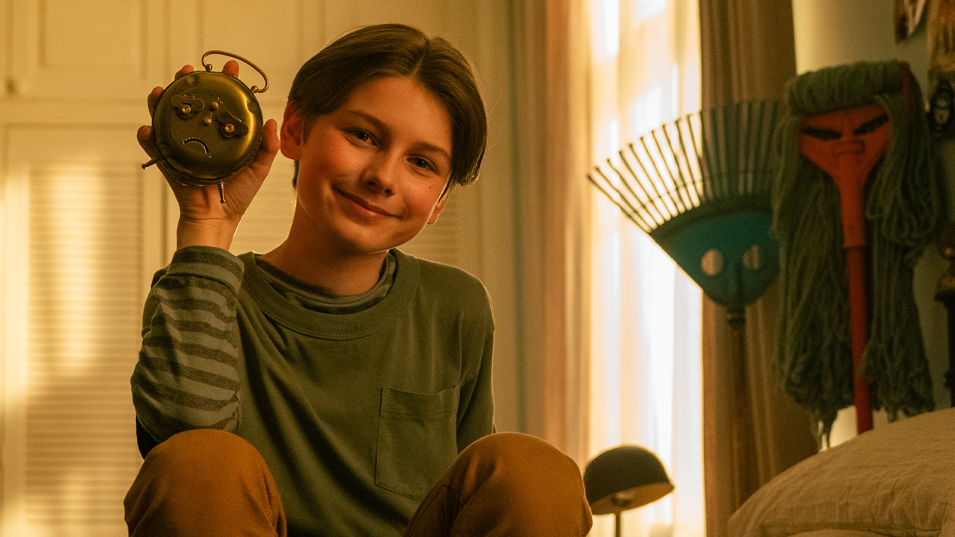 WATCH: A clock, choc milk and more come to life in new NZ-made film 'I, Object'