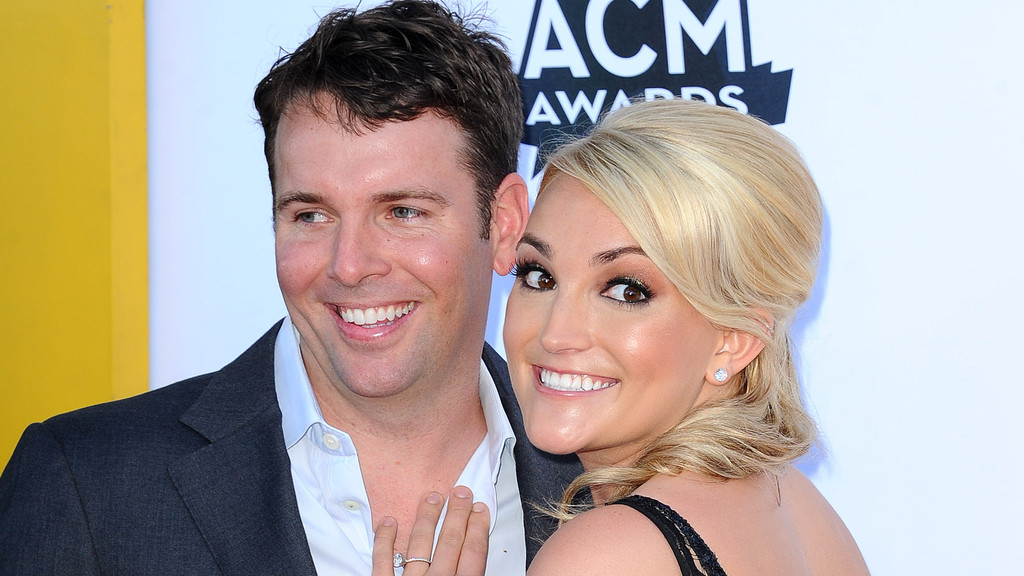 Jamie Lynn Spears laughs off disastrous 12th wedding anniversary