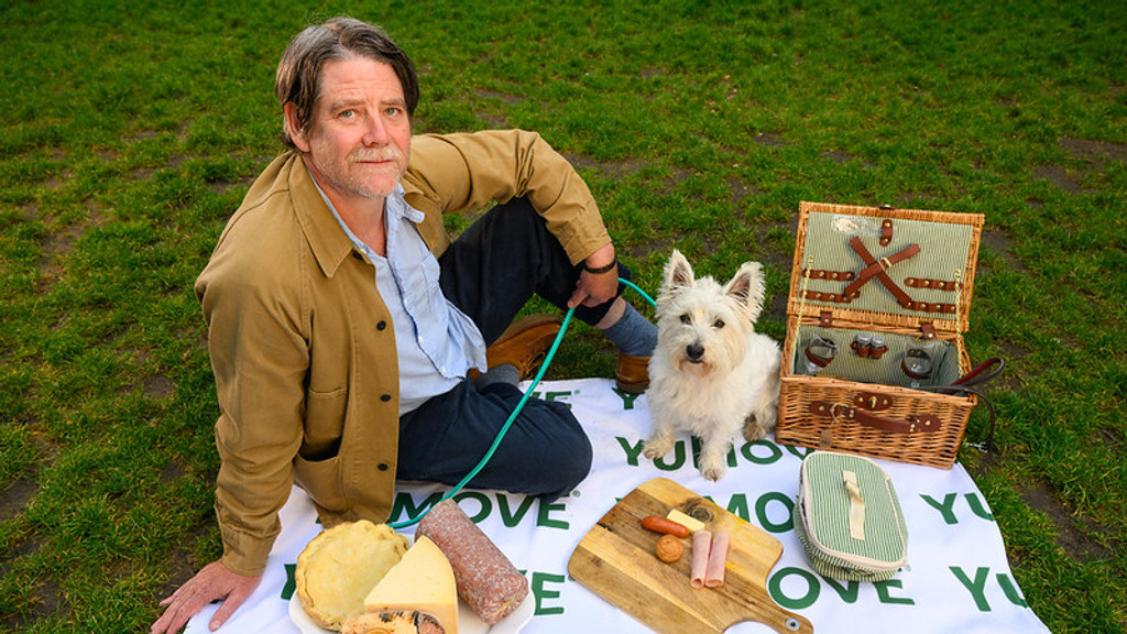 Popular picnic foods adding hundreds of calories to dogs' diets, study finds