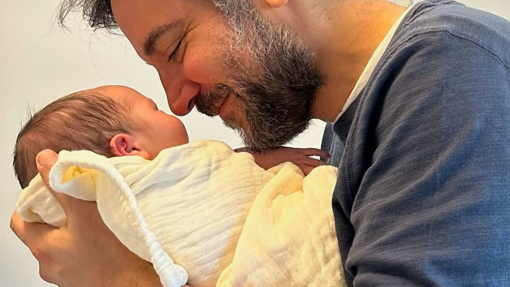 Josh Radnor and wife Jordana Jacobs welcome first child