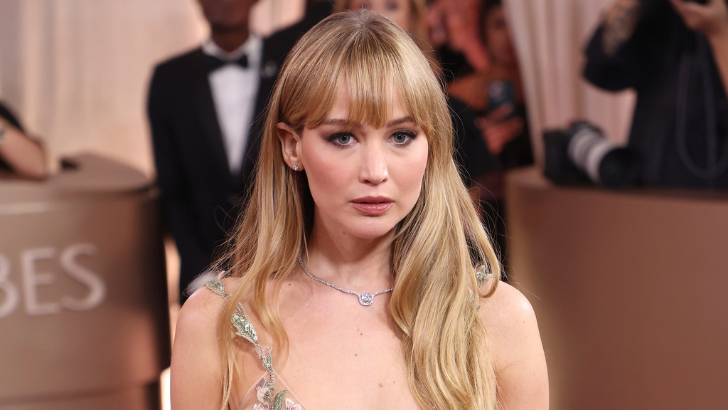 Jennifer Lawrence joins Instagram