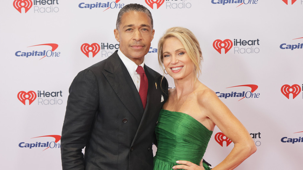 TJ Holmes and Amy Robach set wedding date