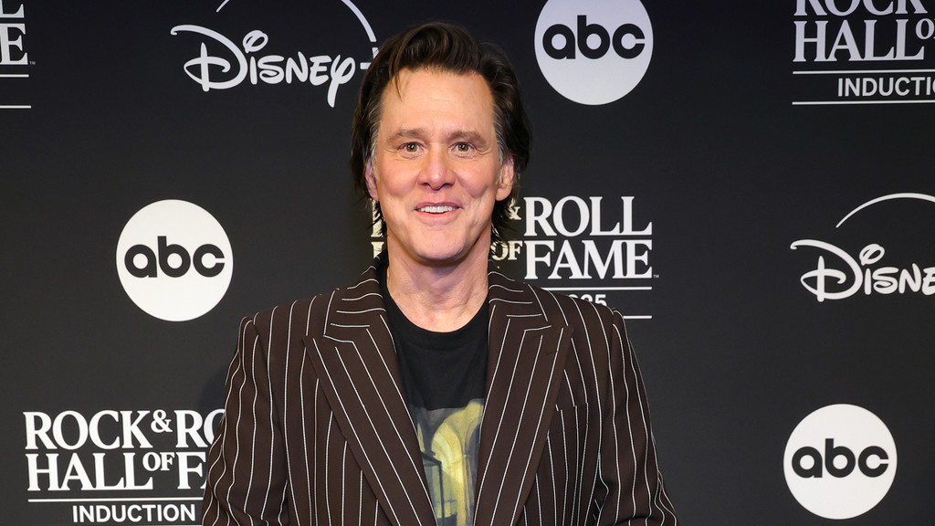 Jim Carrey marries for third time - report