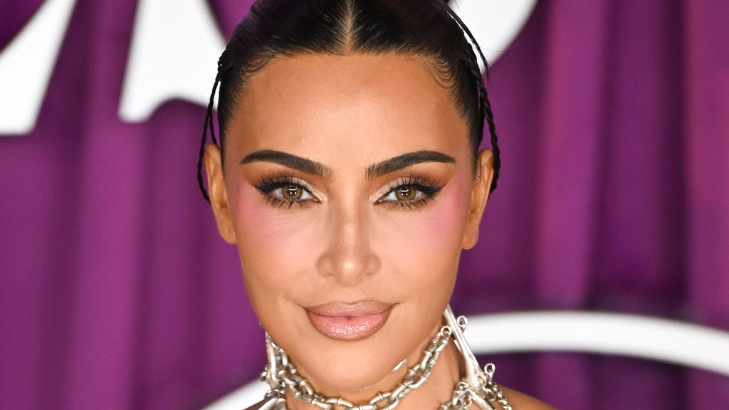 Kim Kardashian says Wesley Snipes 'saved her life' as a teen