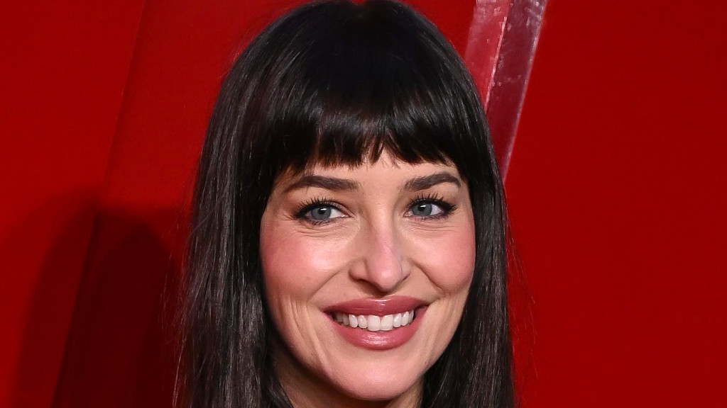 Dakota Johnson unsure Taylor Swift will ever release wedding photos
