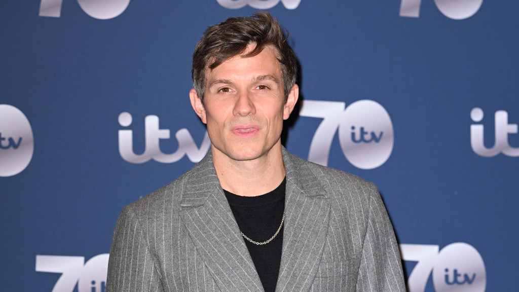 Will Best and fiancée reveal first baby on the way